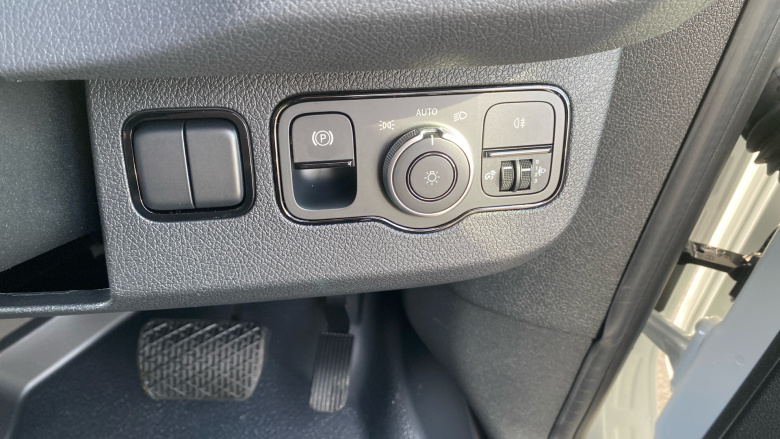 Mercedes-Benz Sprinter E314 L3 Electric Rwd 100kW 81kWh Pro Van Auto